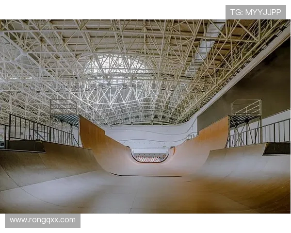 南京极限运动队战术解析与训练策略探讨